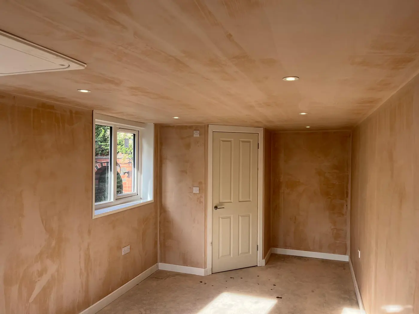 Garden room interior, freshly plastered